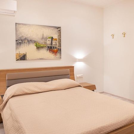 Fiera Luxury Apartments. Kokkari Buitenkant foto