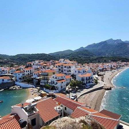Fiera Luxury Apartments. Kokkari Buitenkant foto