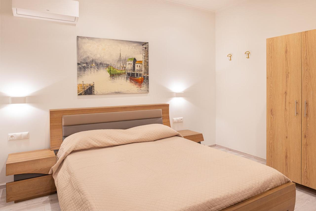 Fiera Luxury Apartments. Kokkari Buitenkant foto